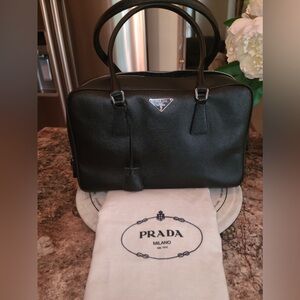 NEW Vintage PRADA Saffiano Leather Bauletto Satchel W/Padlock~Black ~Authentic